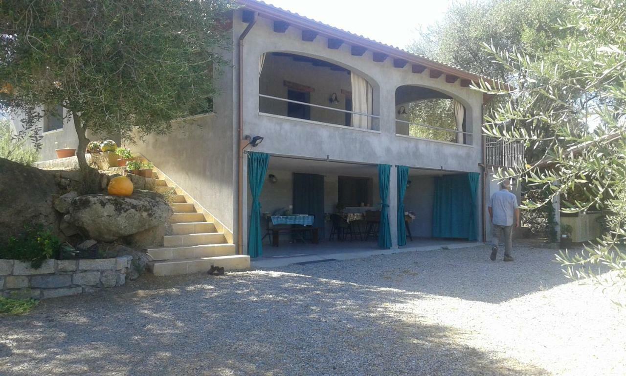 Vila S'Umbra De S'Ozzastru Orgosolo Exteriér fotografie