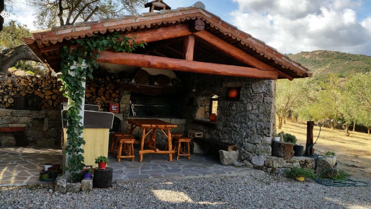 Vila S'Umbra De S'Ozzastru Orgosolo Exteriér fotografie
